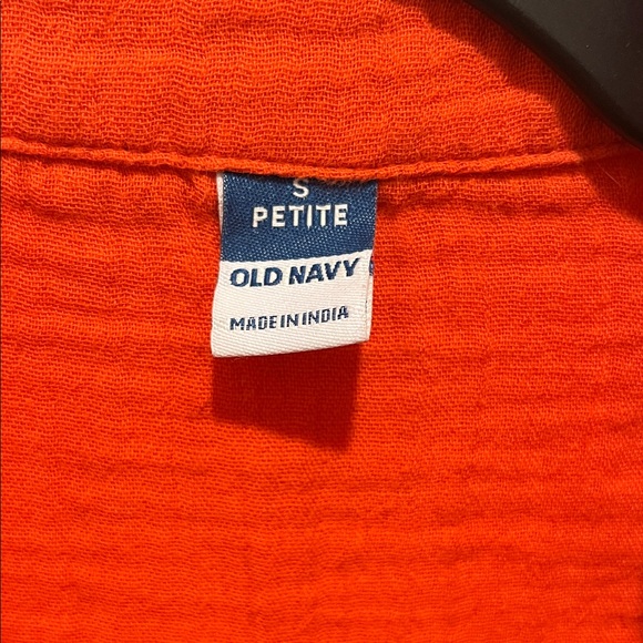 Old Navy Vibrant Orange Petite Blouse - Picture 2 of 2